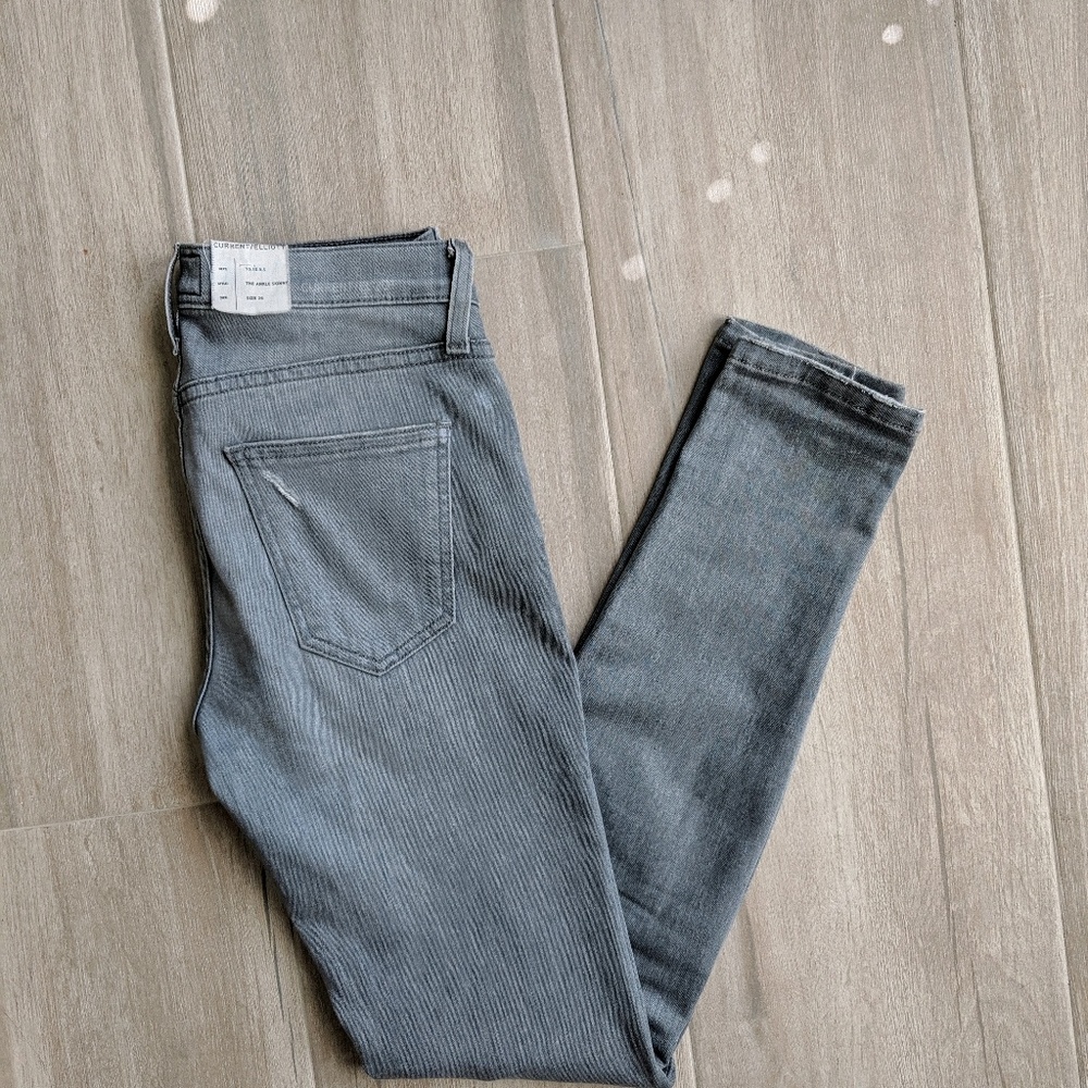 Current / Elliot Cheville